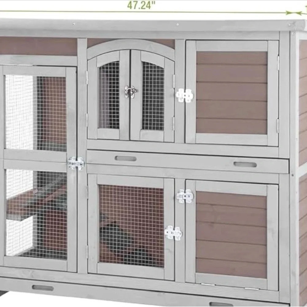 White and Brown Small Pet Hutch